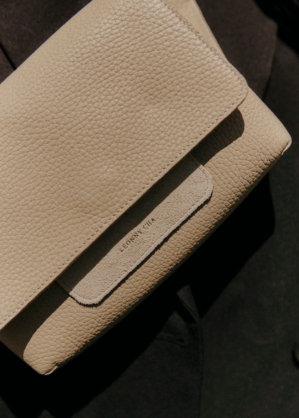 La Nomade – Banane en cuir unisexe, doublée cuir, artisanat français - Léonny Cha