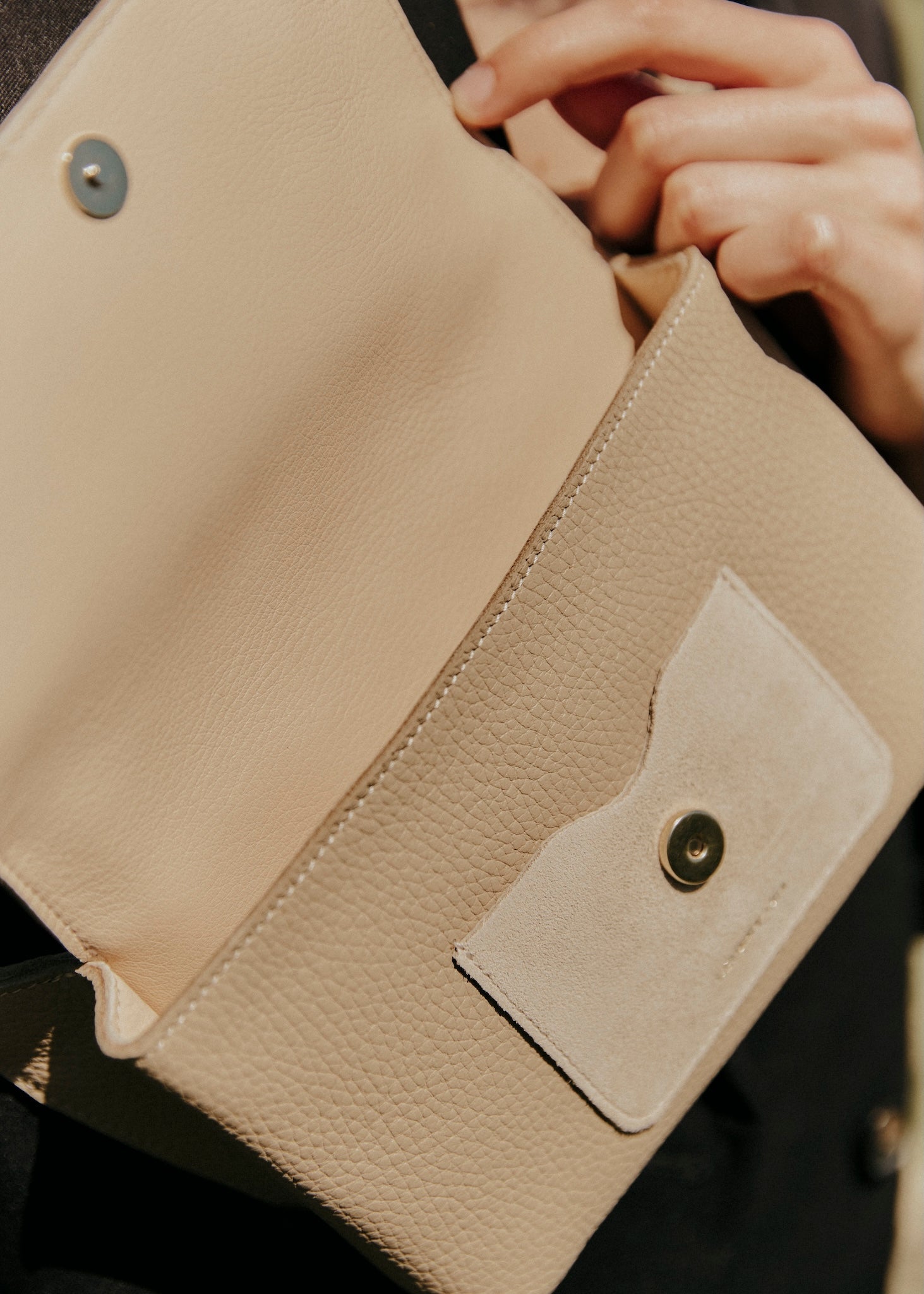 La Nomade – Banane en cuir unisexe, doublée cuir, artisanat français - Léonny Cha