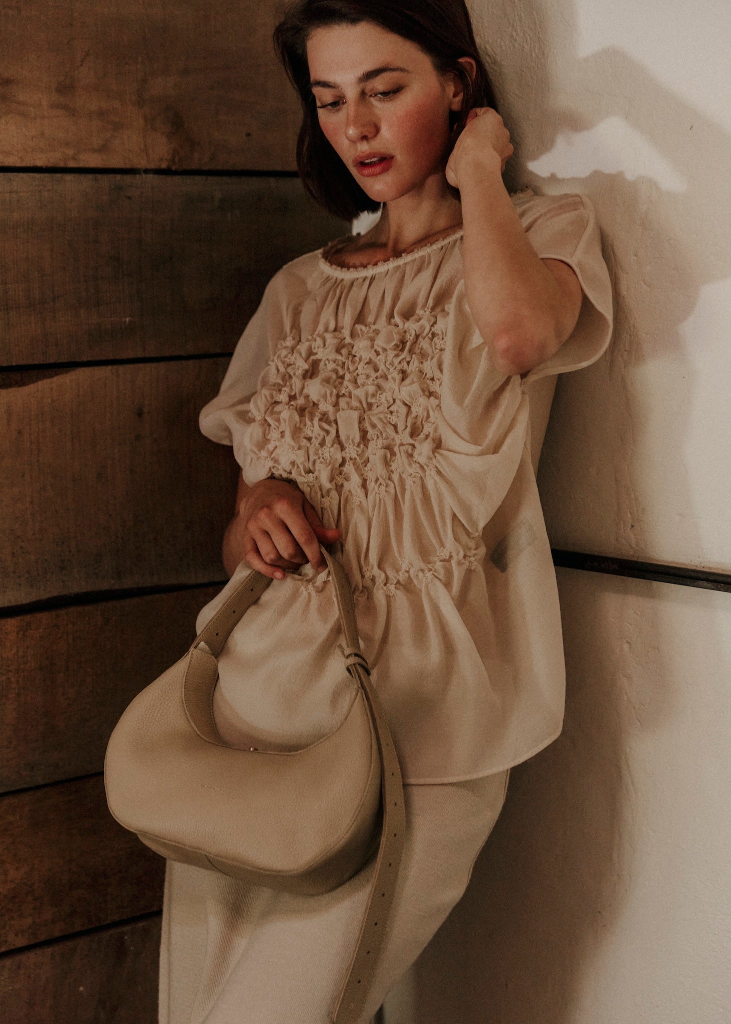 Le Dune – Sac demi - lune en cuir, élégant et artisanal, made in France - Léonny Cha