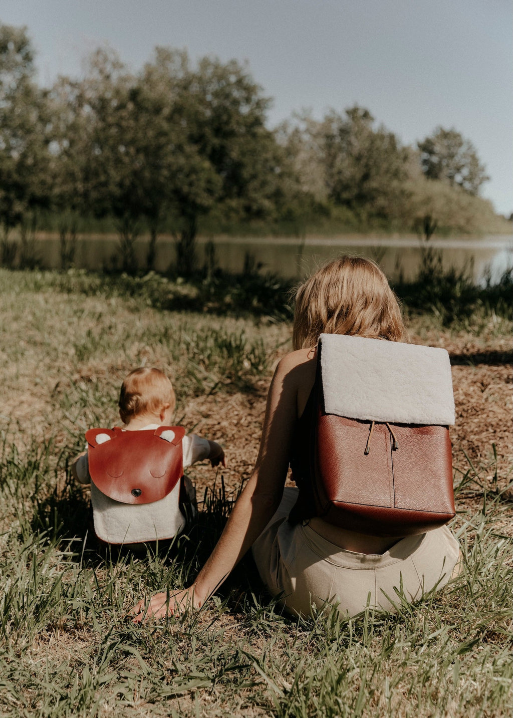 Le Flâneur – Sac à dos en cuir unisexe avec poches, fabrication artisanale française - Léonny Cha