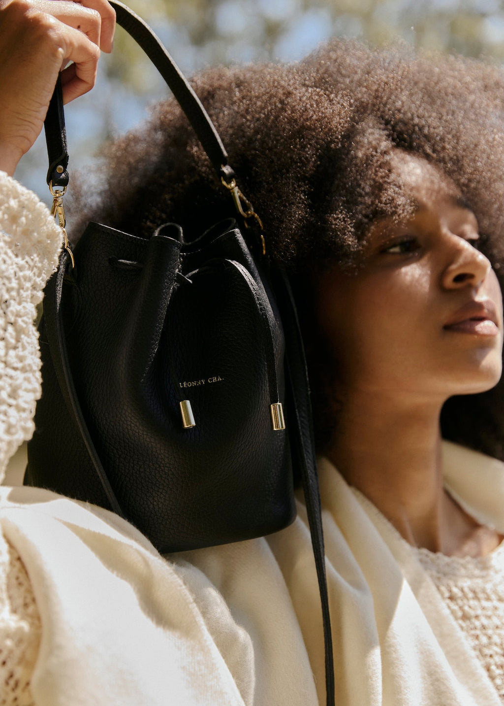 Le Précieux – Mini sac seau en cuir, format compact artisanal français - Léonny Cha